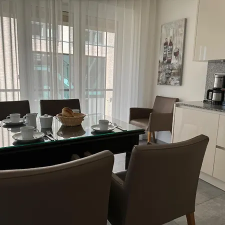 Strand-zeit Apartament *